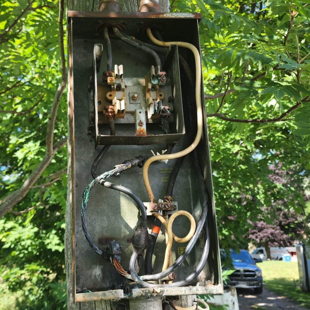 WhatsApp Image 2025-10-22 at 18.05.46 (1)